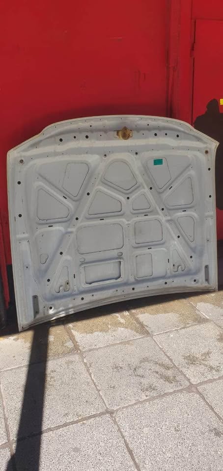 Nissan Patrol bonnet - Private Seller Nissan Patrol bonnet - Private Seller