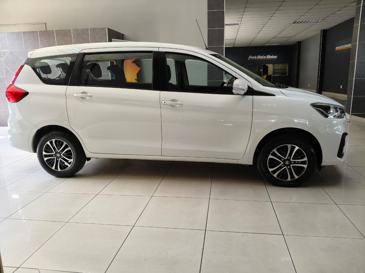 Used 2024 Suzuki Ertiga 1.5 GL - Private Seller Used 2024 Suzuki Ertiga 1.5 GL - Private Seller