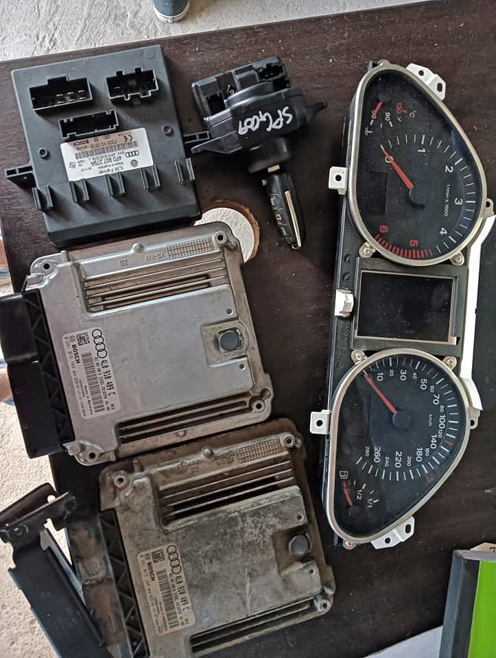 AUDI Q7 4.2 (BTR) COMPLETE LOCKSET FOR SALE!!! - Private Seller AUDI Q7 4.2 (BTR) COMPLETE LOCKSET FOR SALE!!! - Private Seller