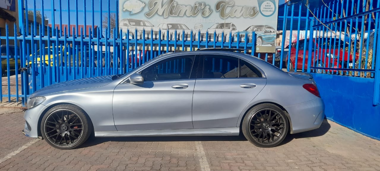 2017 MERCEDEZ BEZ C200 AMG AUTOMATIC