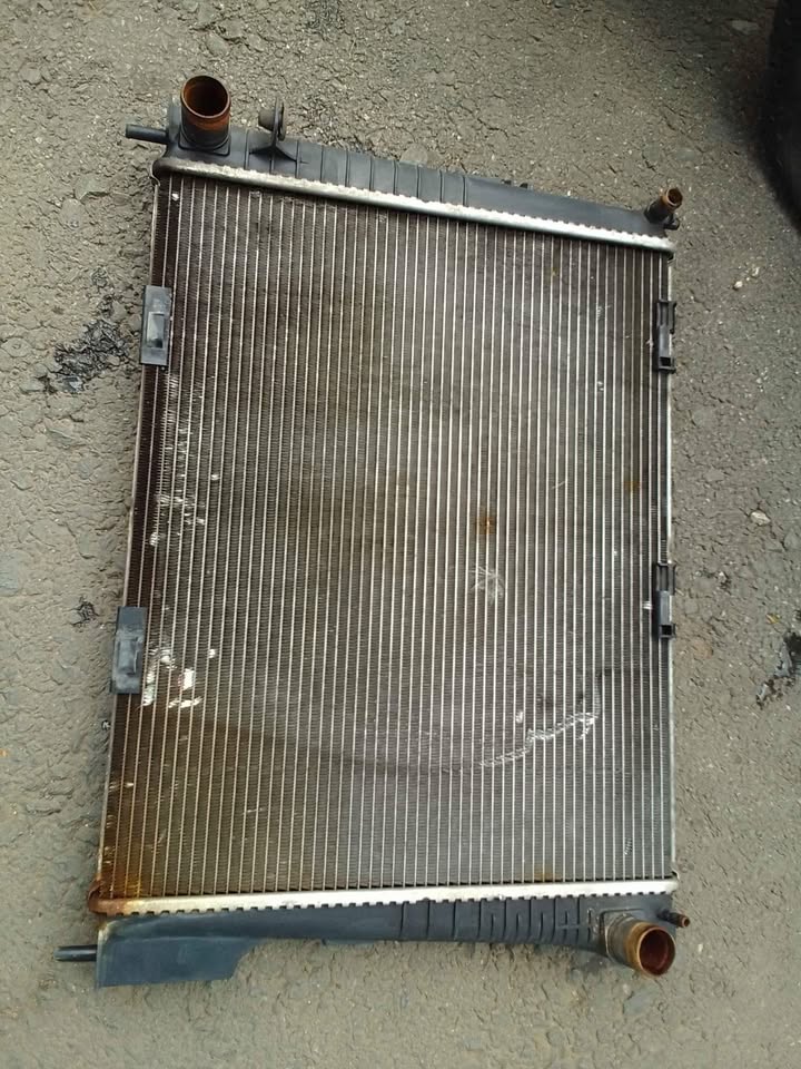 Renault Clio 3 radiator for sale - Private Seller Renault Clio 3 radiator for sale - Private Seller