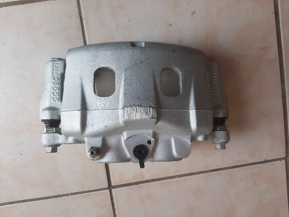 FORD RANGER T6 ORIGINAL FRONT BRAKE CALIPERS. BRAND NEW. - Private Seller FORD RANGER T6 ORIGINAL FRONT BRAKE CALIPERS. BRAND NEW. - Private Seller