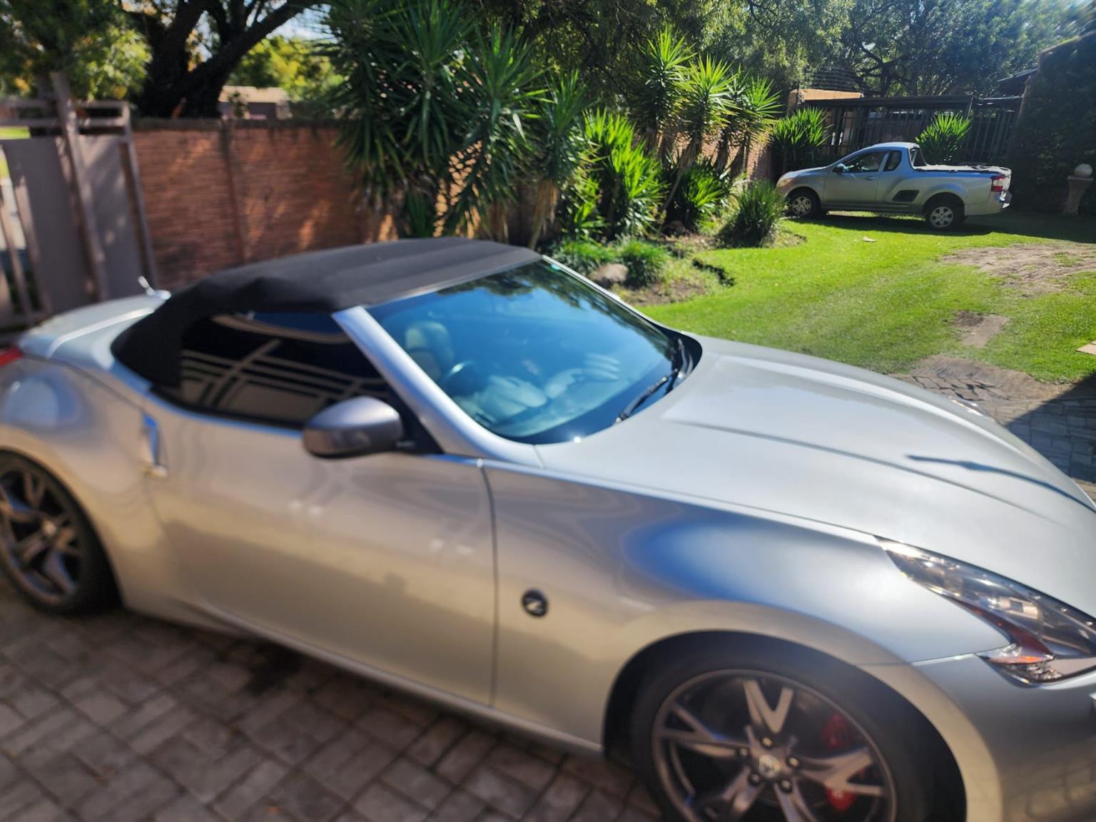 Used 2011 Nissan 370Z roadster auto (navigation) - Private Seller Used 2011 Nissan 370Z roadster auto (navigation) - Private Seller