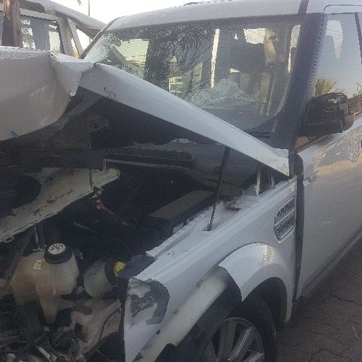 2014 Discovery 4 3.0 SDV6 SE Stripping for Spares