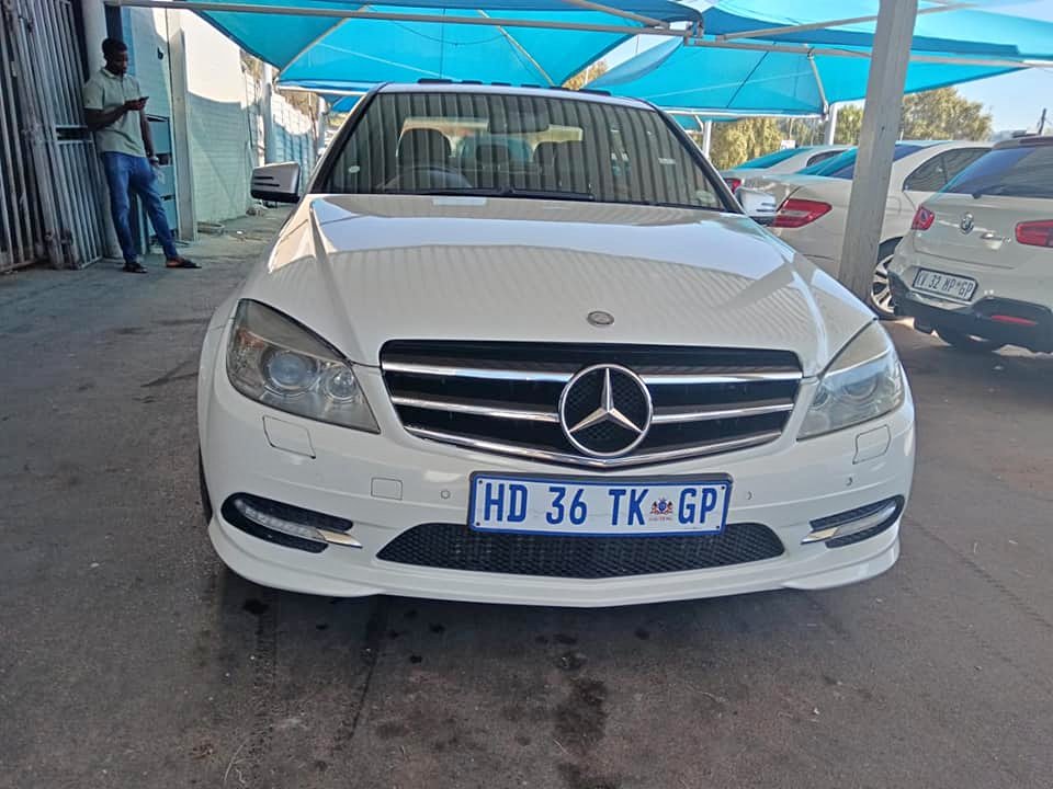 2011 MERCEDES BENZ C200 AMG LINE