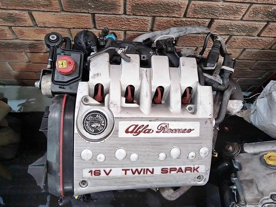 ALFA ROMEO AR323 2.0 156 TWIN SPARK ENGINE FOR SALE - Private Seller ALFA ROMEO AR323 2.0 156 TWIN SPARK ENGINE FOR SALE - Private Seller