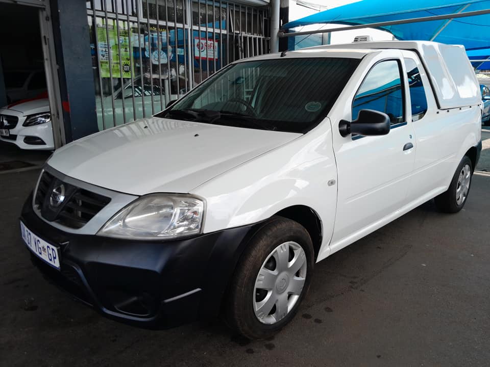 2021 NISSAN  NP200 1.6 WITH CANOPY MANUAL