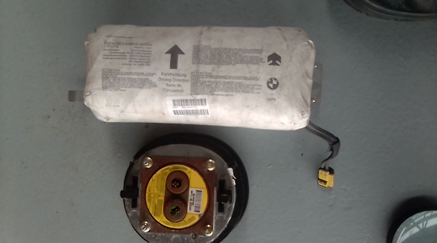 BMW Airbag Steering & Dash Airbag .
