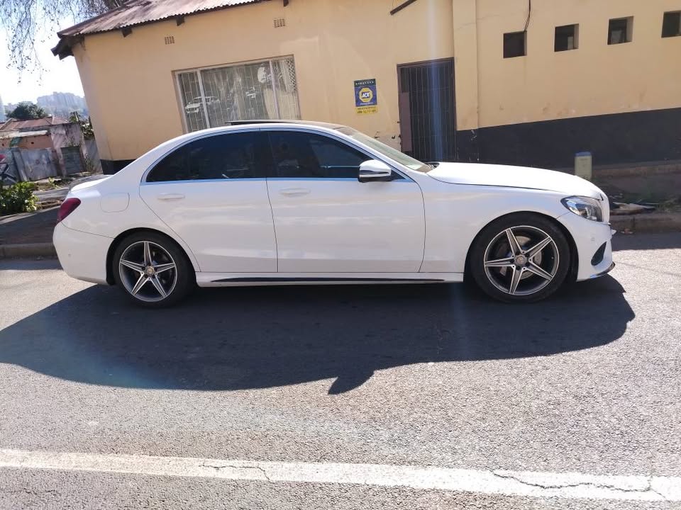 Mercedes Benz C200 AMG 2016