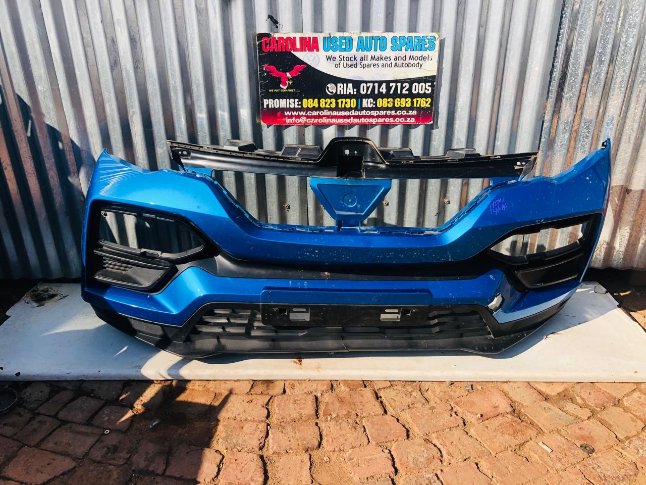 Renault Kiger front bumper with bumper grill - Private Seller Renault Kiger front bumper with bumper grill - Private Seller