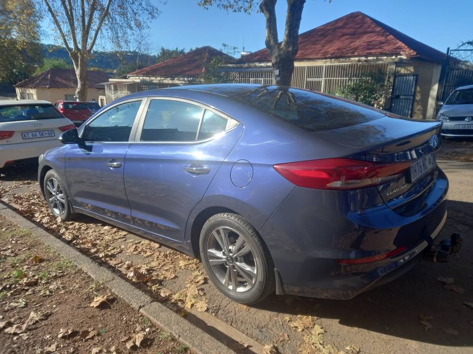 2019 Hyundai Elantra 1.6 Petrol, Automatic, Blue, Leather seats, Service Book,