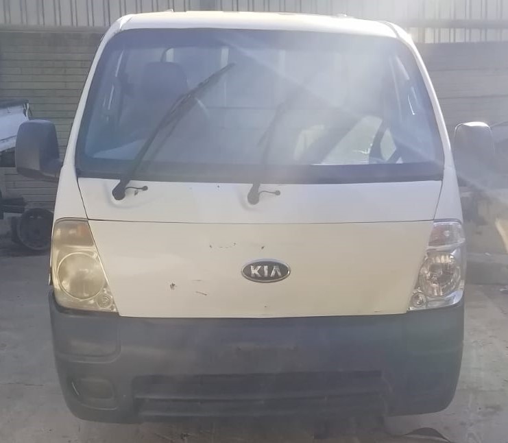 KIA K2700 2.7 2010 DIESEL MANUAL STRIPPING FOR SPARES