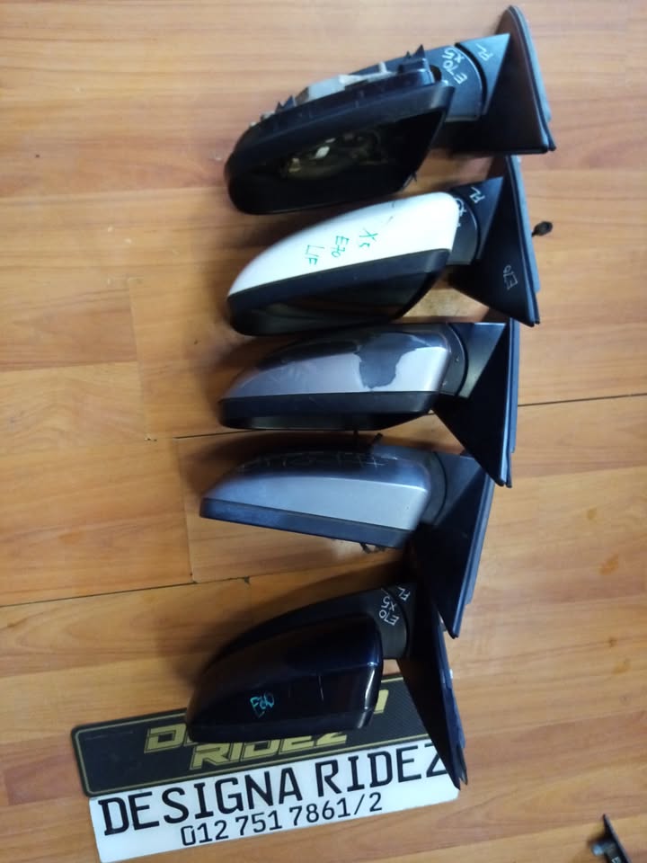 BMW E70 X5 SIDE MIRROR , MIRRO COVER & GLASS - Private Seller BMW E70 X5 SIDE MIRROR , MIRRO COVER & GLASS - Private Seller