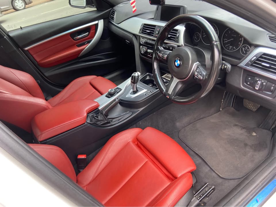 2016 BMW 320i