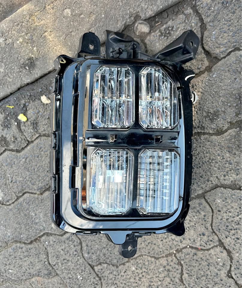 Mitsubishi ASX left side led fog light - Private Seller Mitsubishi ASX left side led fog light - Private Seller