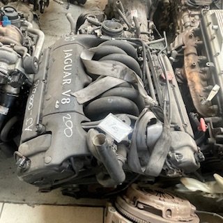 JAGUAR XJ 4.0 V8 ENGINE AJ-000215 FOR SALE