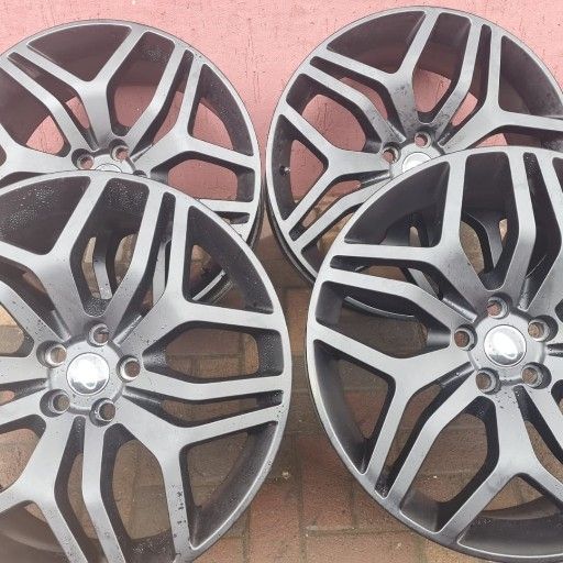 LAND ROVER/RANGE ROVER SPORT 22INCH OEM MAGS - Private Seller LAND ROVER/RANGE ROVER SPORT 22INCH OEM MAGS - Private Seller