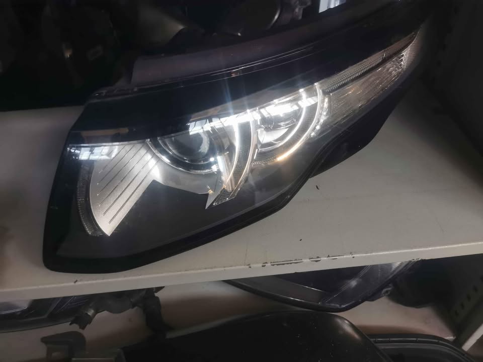 Range Rover Evoque wanted left side headlight - Private Seller Range Rover Evoque wanted left side headlight - Private Seller