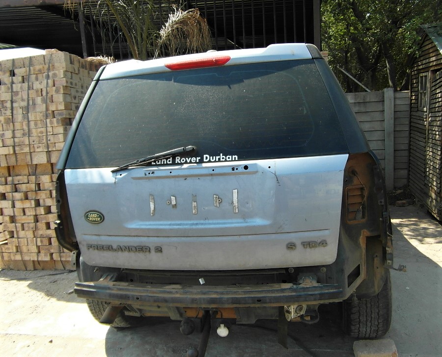 Land Rover Freelander 2 - Stripping for Spares | AUTO EZI