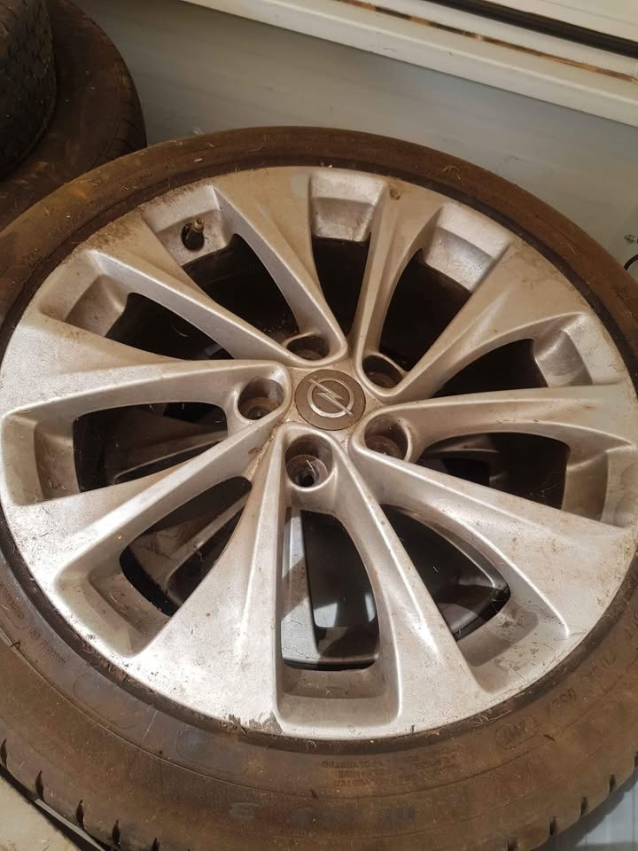 2 x 70% Michelin tyres..225/45/17 - Private Seller