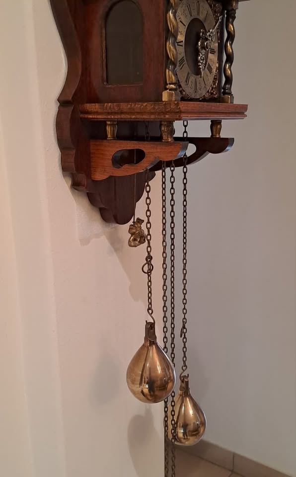 CLOCK   DUTCH