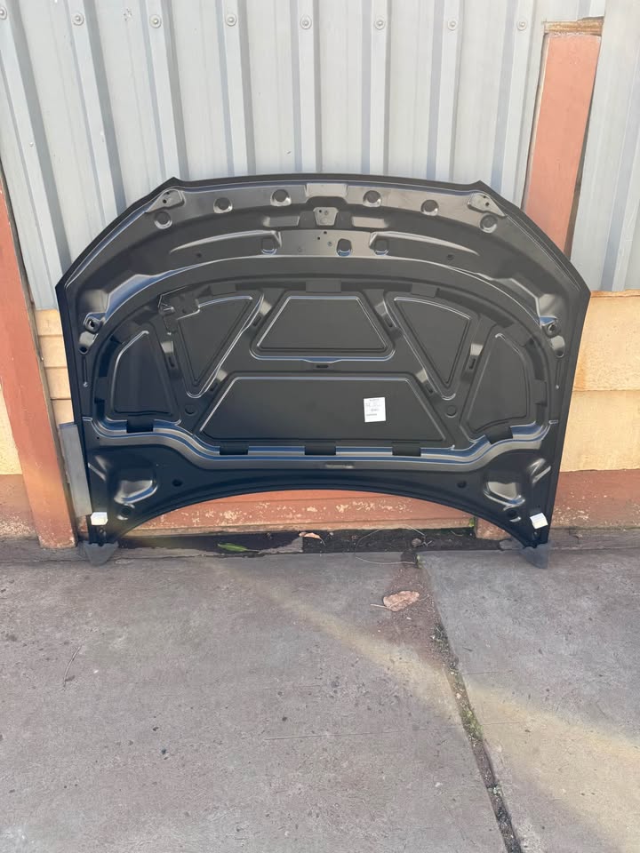Audi A3 Bonnet 8P Facelift - Private Seller Audi A3 Bonnet 8P Facelift - Private Seller