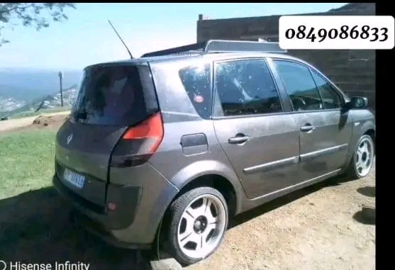 2005 Renault scienic