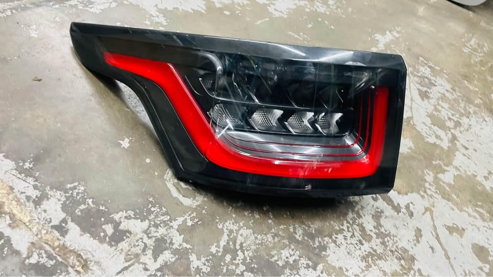 Range Rover Sport taillight - Private Seller Range Rover Sport taillight - Private Seller