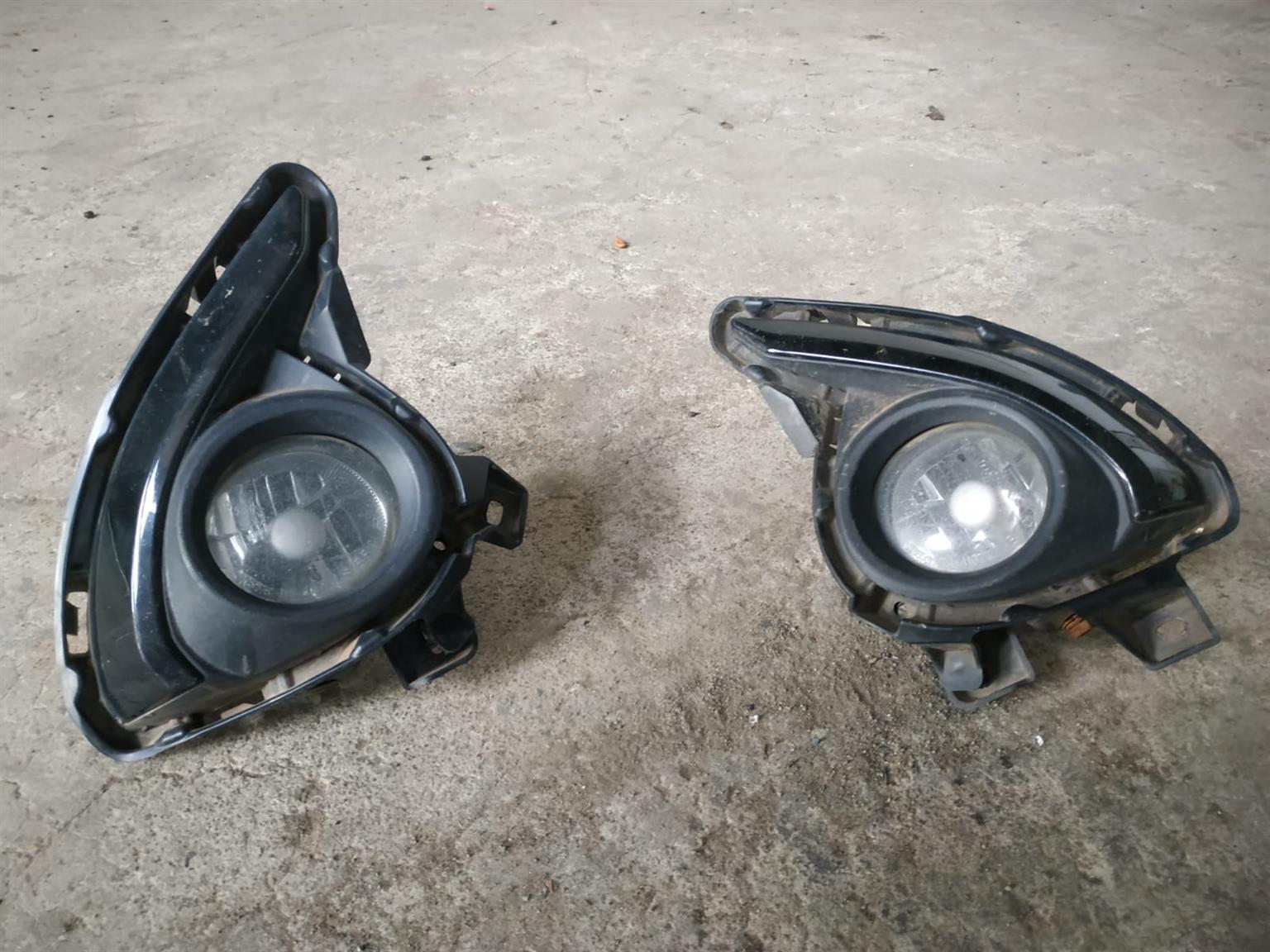 2015 Onwards Mazda 2 Spotlight / Fog light with cover - Private Seller