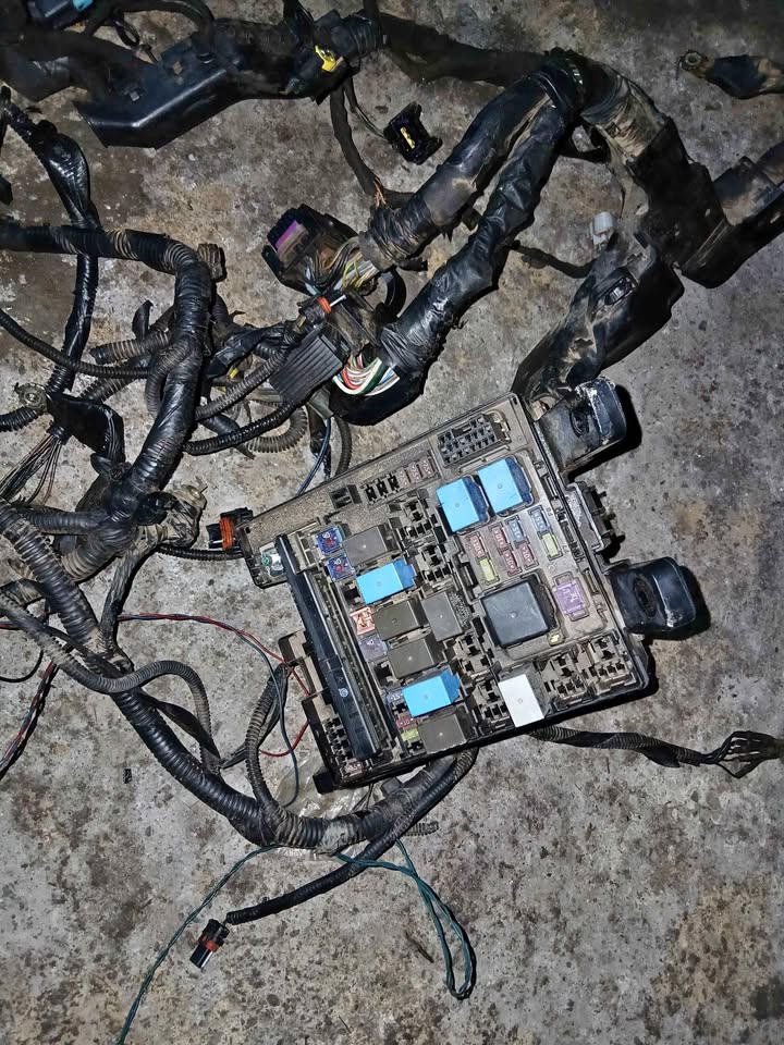 Kia sportage and Hyundai Tucson complete engine wiring - Private Seller Kia sportage and Hyundai Tucson complete engine wiring - Private Seller