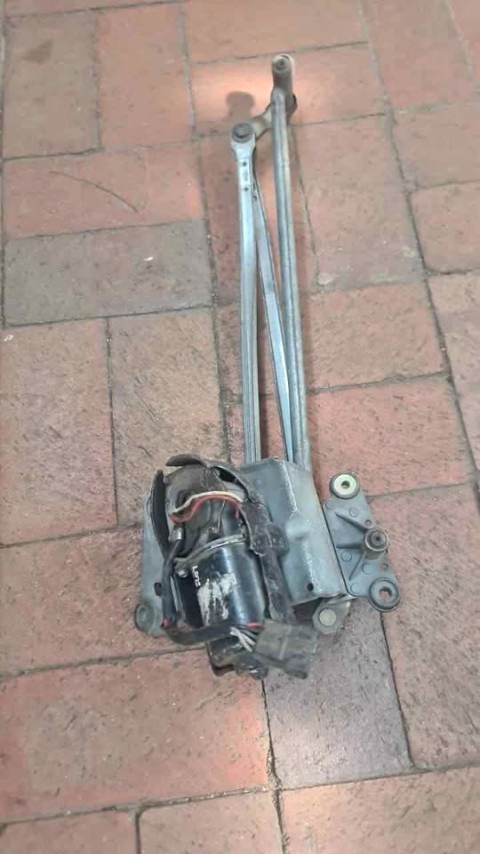 Peugeot 207 wiper motor