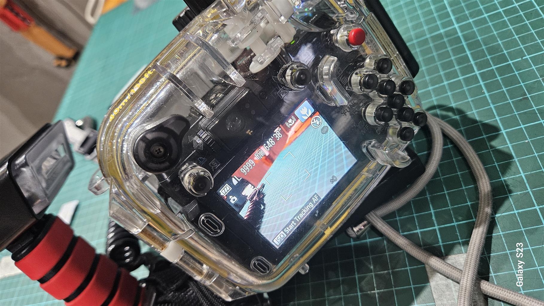 Canon G1X camera with dive housing and ikelite EF35 strobe