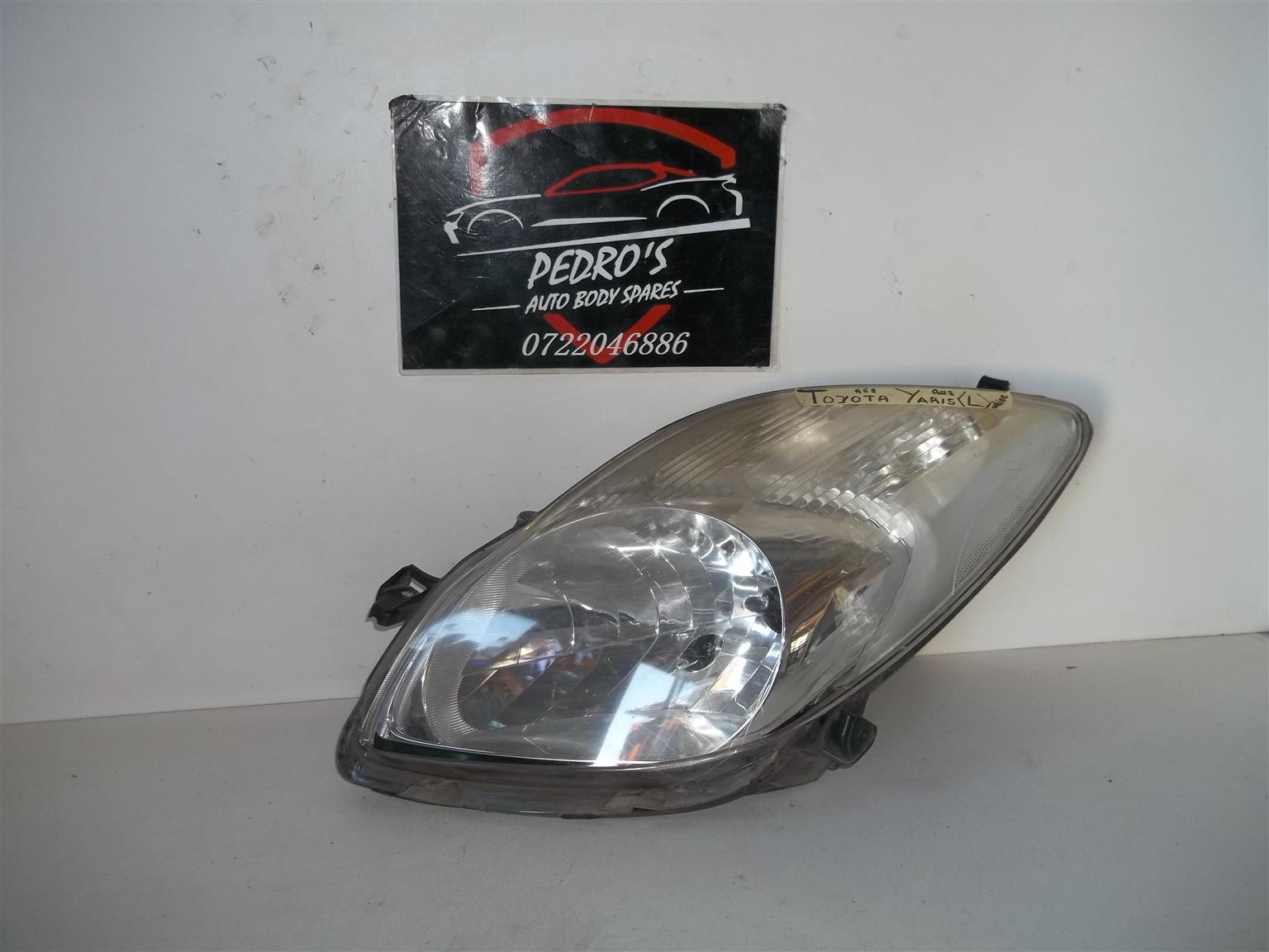 Toyota Yaris '05-'12 left headlight - Private Seller Toyota Yaris '05-'12 left headlight - Private Seller