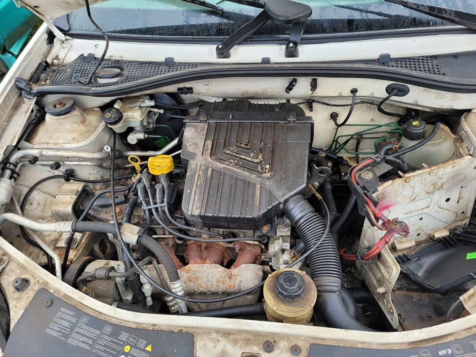 Renault Sandero Stripping for Spares - Private Seller