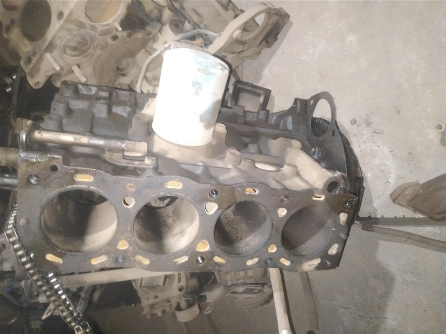 21 r  half engine stripping for spares - Private Seller