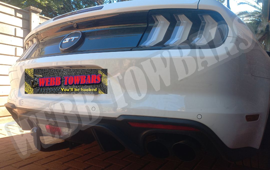 Ford Mustaung Detachable Gooseneck Towbars - Private Seller Ford Mustaung Detachable Gooseneck Towbars - Private Seller