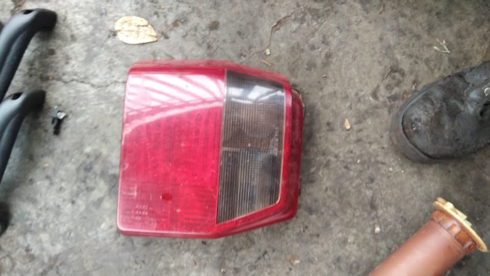 FIAT UNO LEFT REAR TAIL LIGHT - Private Seller FIAT UNO LEFT REAR TAIL LIGHT - Private Seller