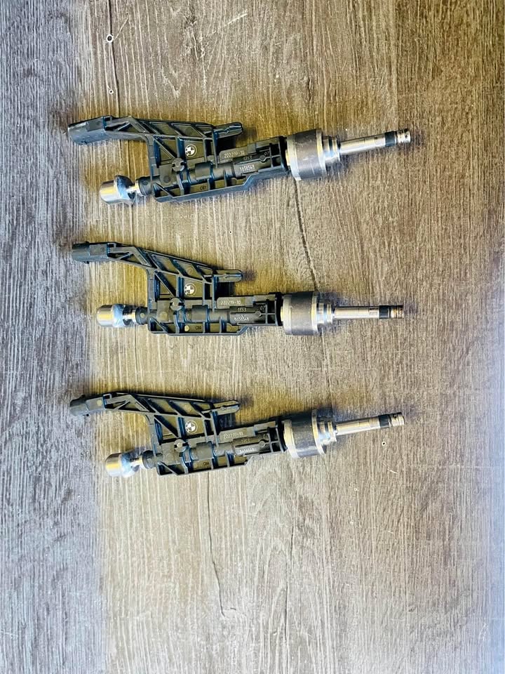 BMW X6 G06 X7 G07 40iX B58  Injection Nozzle. 8656548 / 222219-10 - Private Seller