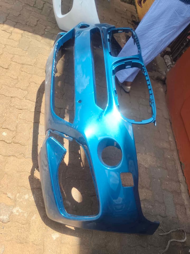BMW F16 X6 front sport bumper - Private Seller BMW F16 X6 front sport bumper - Private Seller