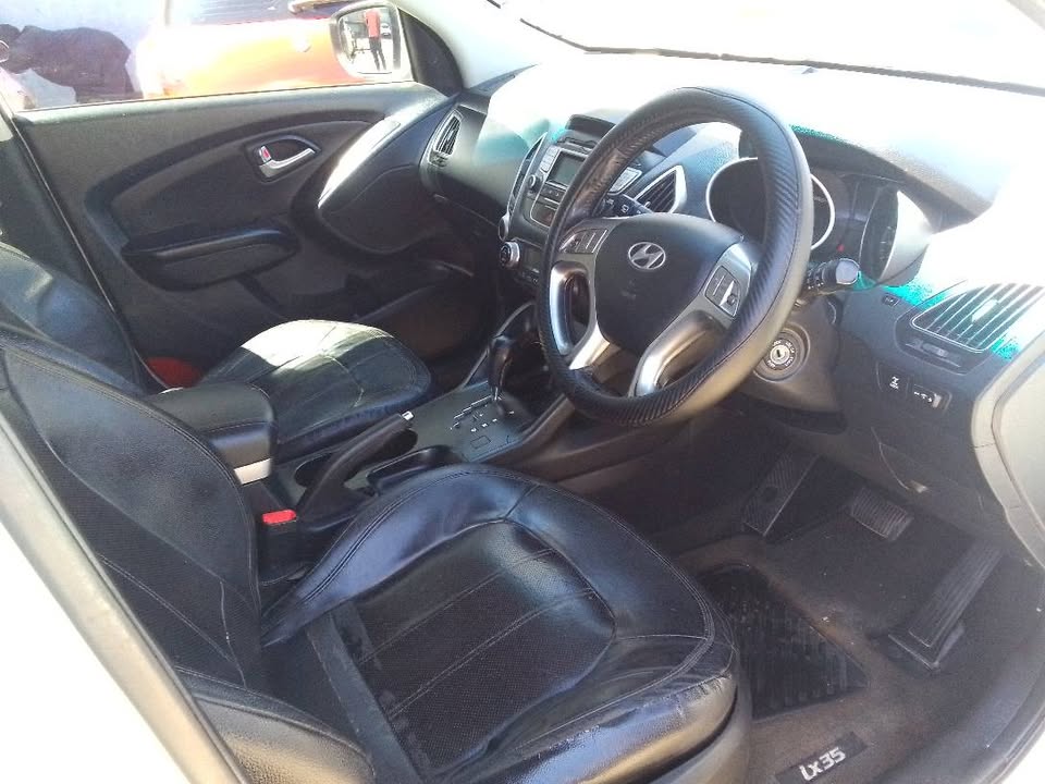 Used 2012 Hyundai ix35 2.0 Executive auto - Private Seller Used 2012 Hyundai ix35 2.0 Executive auto - Private Seller