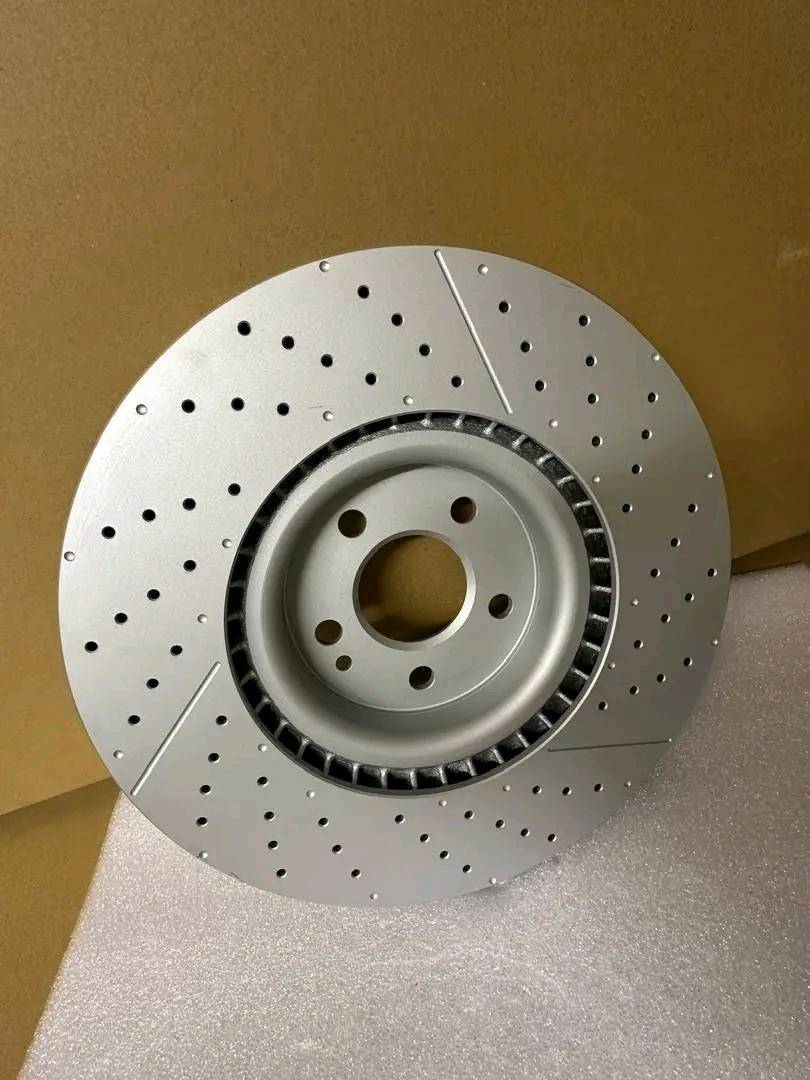 NEW HIGH QUALITY AMG SPEC FRONT VENTED DISCS FOR MERCEDES BENZ - Private Seller