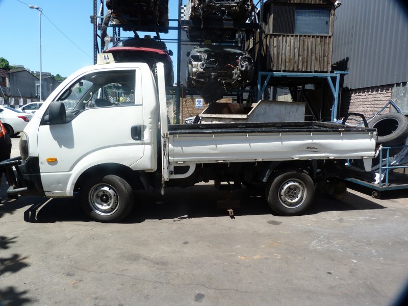 Kia K2500 2.5 6Speed Turbo Diesel Manual White - 2013 STRIPPING FOR SPARES - Private Seller Kia K2500 2.5 6Speed Turbo Diesel Manual White - 2013 STRIPPING FOR SPARES - Private Seller