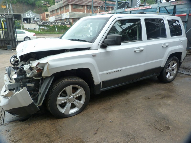 Jeep Patriot 2.4 Limited CVT AT White - 2012 STRIPPING FOR SPARES - Private Seller Jeep Patriot 2.4 Limited CVT AT White - 2012 STRIPPING FOR SPARES - Private Seller