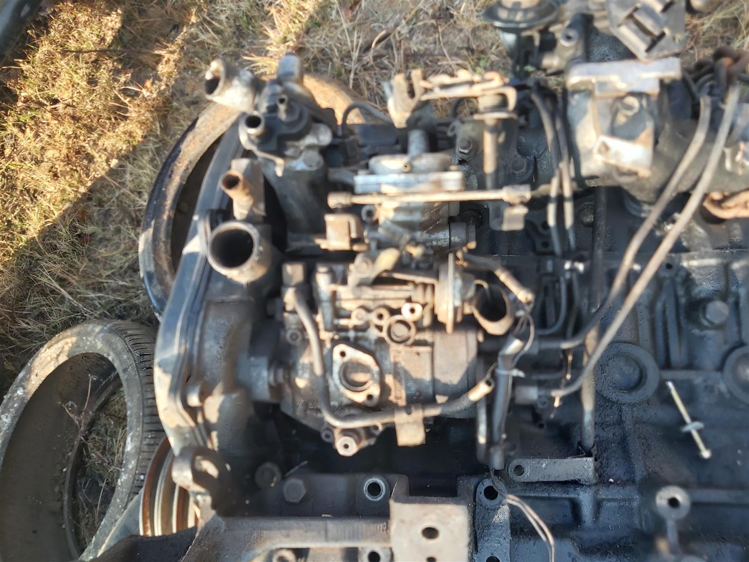 Engine Toyota hilux 3l diesel stripping - Private Seller Engine Toyota hilux 3l diesel stripping - Private Seller