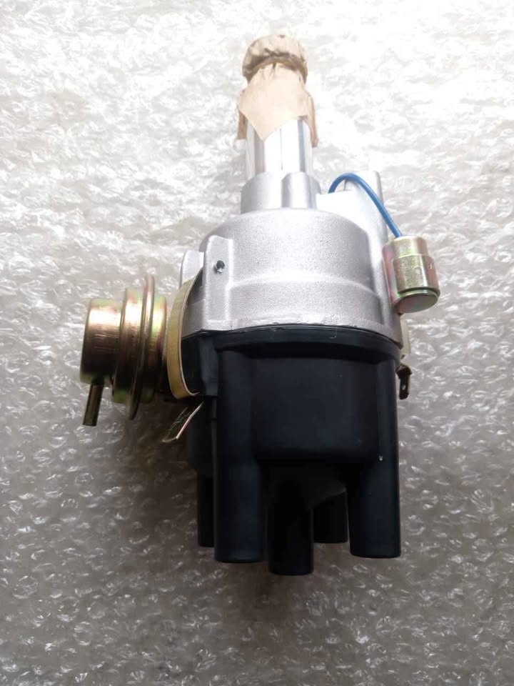 Nissan A14 points type distributor - Private Seller