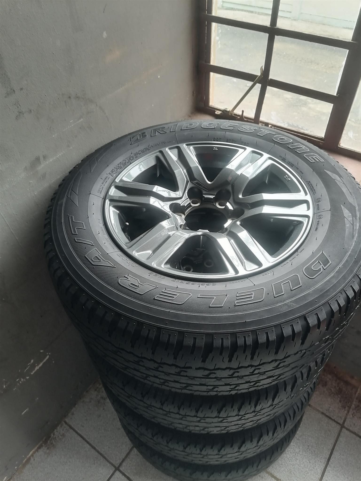 Toyota Hilux gd6 Mag Rims (WITH USED TYRES)