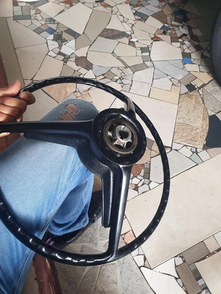 Ford steering wheel - Private Seller Ford steering wheel - Private Seller