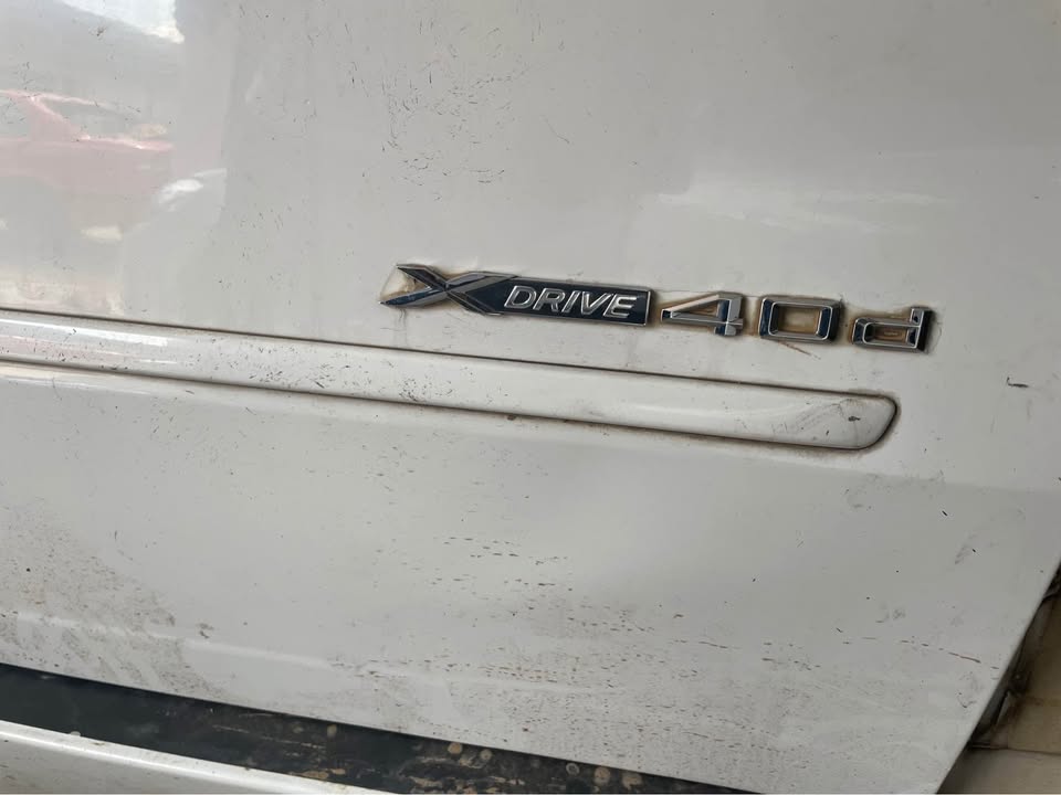 BMW X5 e70 4.0d stripping for spares