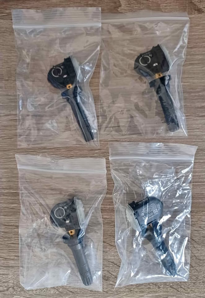 Opel TPMS Tyre Pressure monitor sensors and valve stems - Private Seller