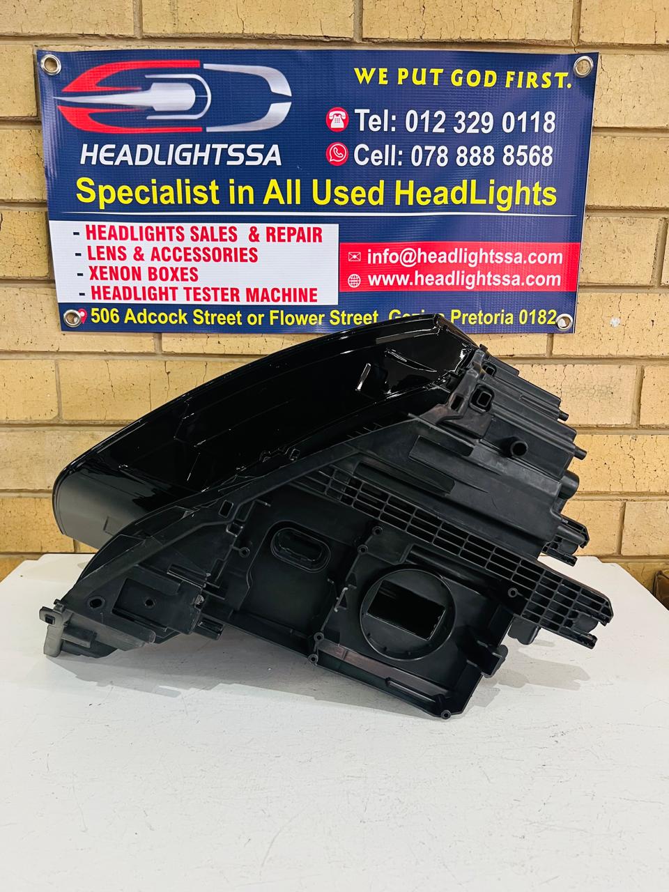 Audi Q3 LED left side replacement headlight housing - Private Seller Audi Q3 LED left side replacement headlight housing - Private Seller